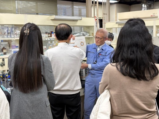 11��27���̎��@�̗l�q